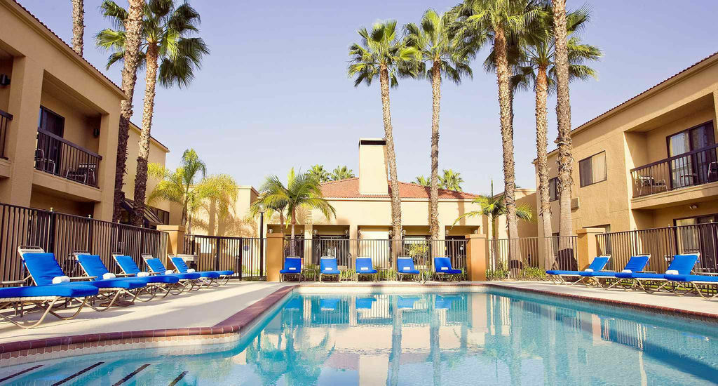 Courtyard By Marriott Los Angeles Hacienda Heights Orange County Exterior foto
